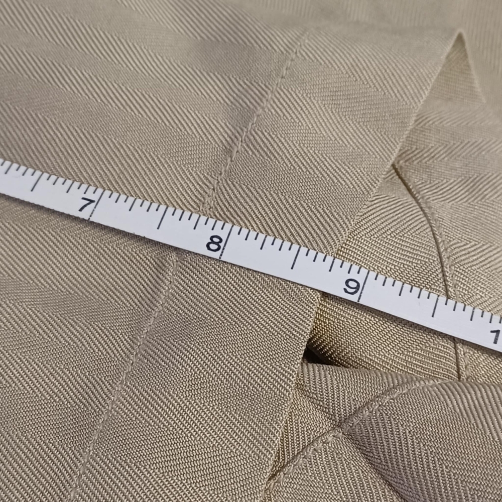Tommy Bahama Shorts 100% Silk Men's Size 34 Tan Beige Pleated Beach Golf Summer - Picture 9 of 9